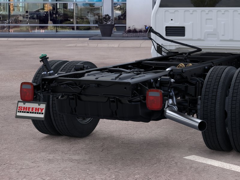 2025 Ford F-550 Super Duty Chassis Cab XL - Photo 60
