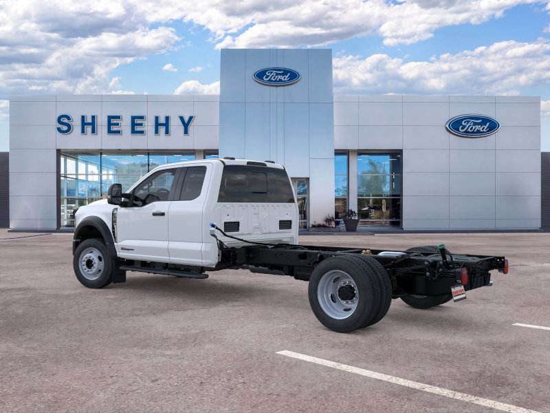2025 Ford F-550 Super Duty Chassis Cab XL - Photo 45
