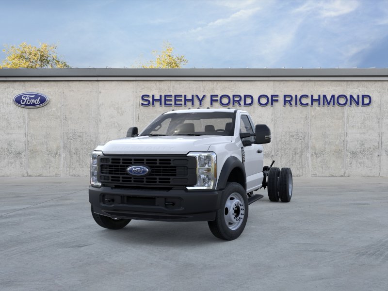 New 2026 Oxford White Ford F-450® XL image 3