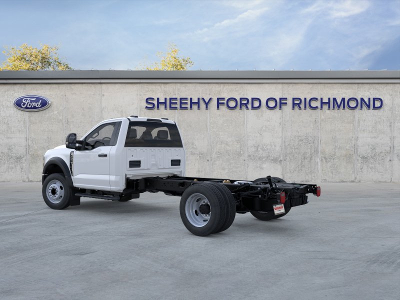 New 2026 Oxford White Ford F-450® XL image 5