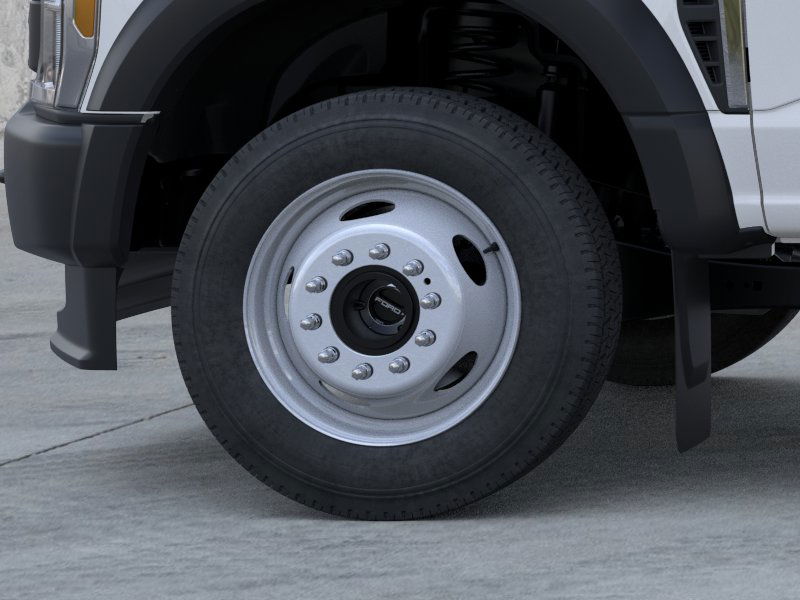 New 2026 Oxford White Ford F-450® XL image 19