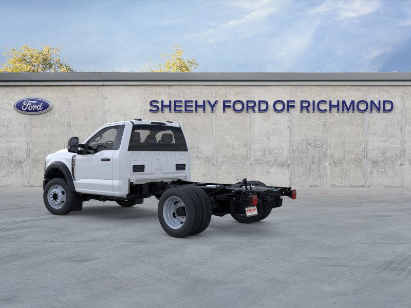 New 2026 Oxford White Ford F-450® XL image 5