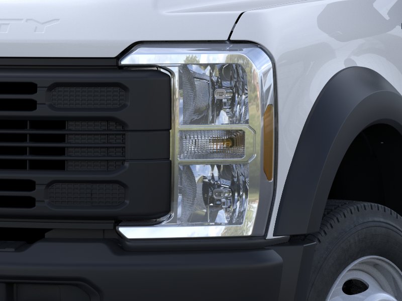 New 2026 Oxford White Ford F-550® XL image 18