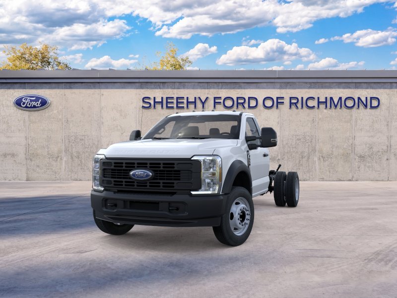 New 2026 Oxford White Ford F-550® XL image 3