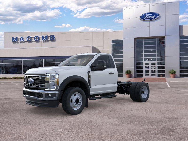 2026 Ford F-550 Super Duty Chassis Cab
