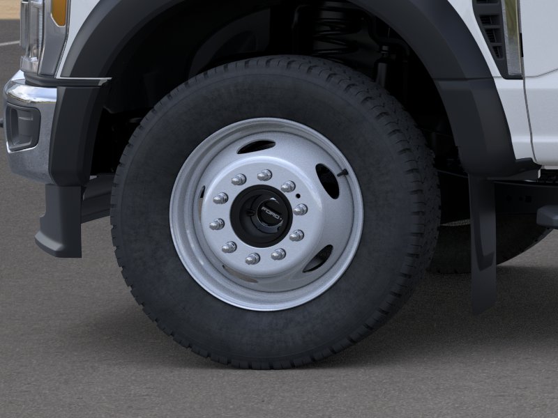 2025 Ford F-550 Super Duty Chassis Cab XL - Photo 19