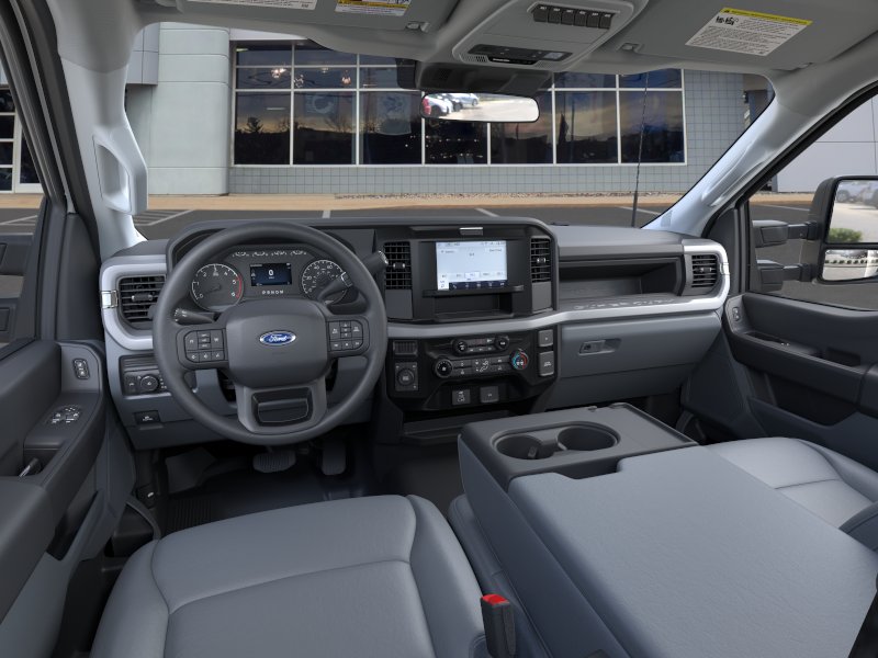 2025 Ford F-550 Super Duty Chassis Cab XL - Photo 9