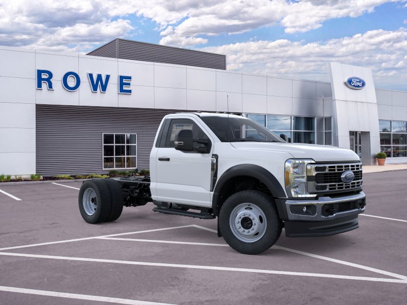 2026 Ford Super Duty F-550 DRW XL