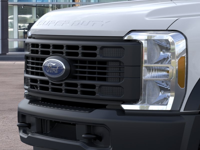 2025 Ford F-550 Super Duty Chassis Cab XL - Photo 46