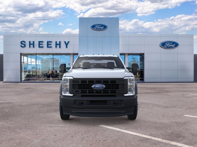 2025 Ford F-550 Super Duty Chassis Cab XL - Photo 31