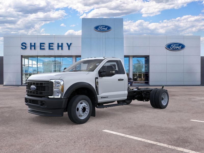 2025 Ford F-550 Super Duty Chassis Cab XL - Photo 32