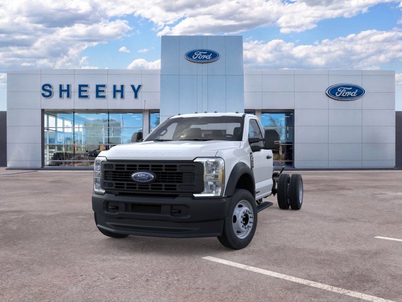 2025 Ford F-550 Super Duty Chassis Cab XL - Photo 33