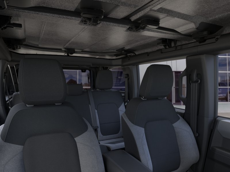 2025 Ford Bronco 4-Door Base - Photo 32