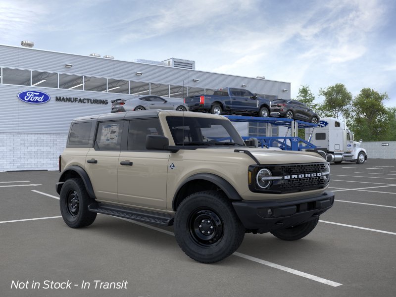 2026 Ford Bronco Outer Banks 4x4's photo