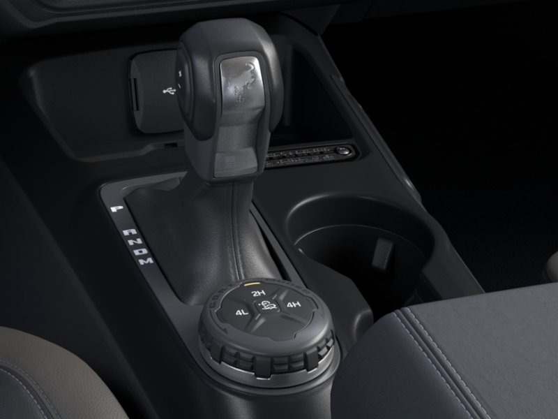 New 2025 Shadow Black Ford Outer Banks® image 17