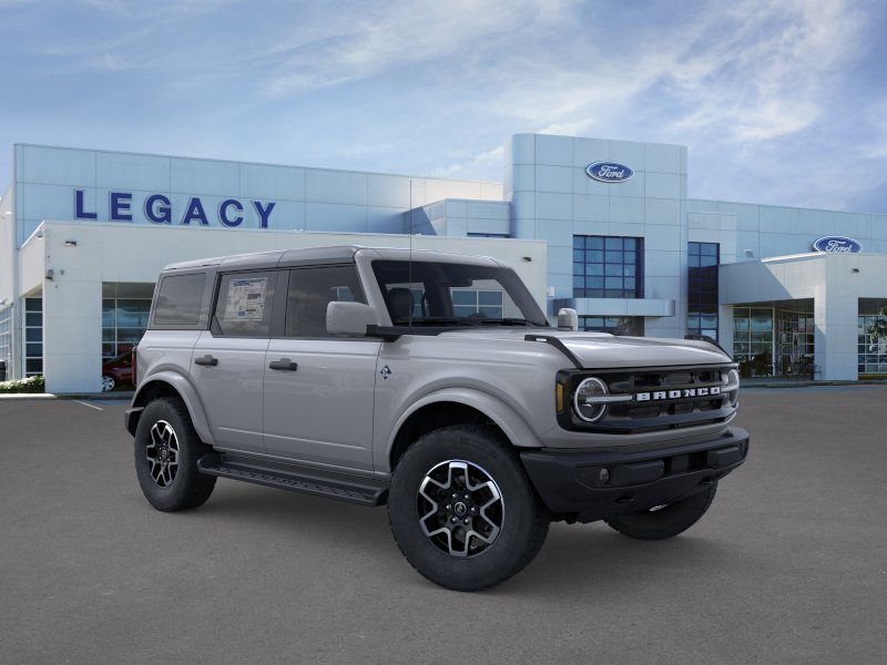 New Avalanche Gray 2026 Ford Bronco Outer Banks for Sale in