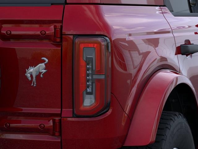 New 2026 Ruby Red Metallic Tinted Clearcoat Ford Outer Banks® image 23