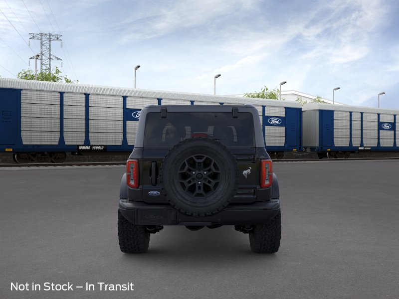 New 2026 Shadow Black Ford Badlands® image 5
