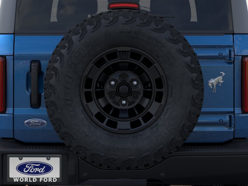 New 2026 Velocity Blue Metallic Ford Badlands® image 41