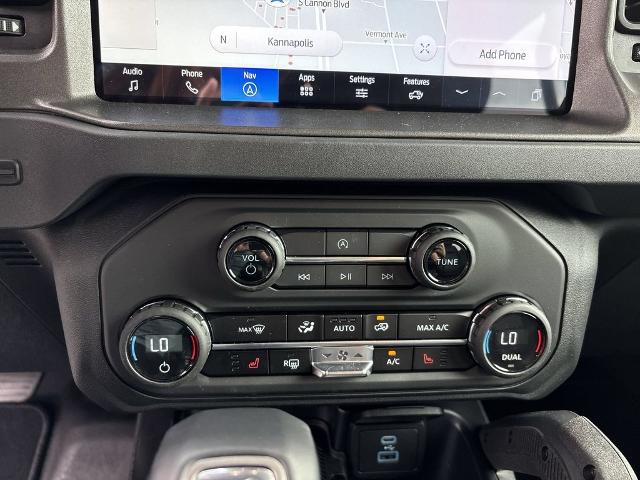 New 2025 Oxford White Ford Big Bend® image 42