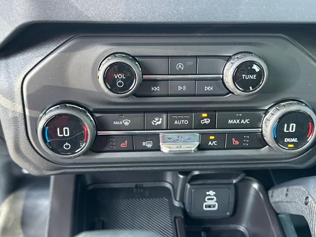 New 2026 Shadow Black Ford Big Bend® image 64