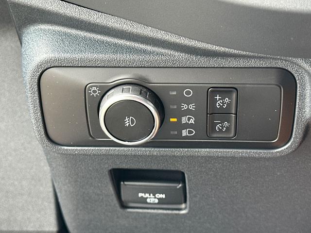 New 2026 Shadow Black Ford Outer Banks® image 66