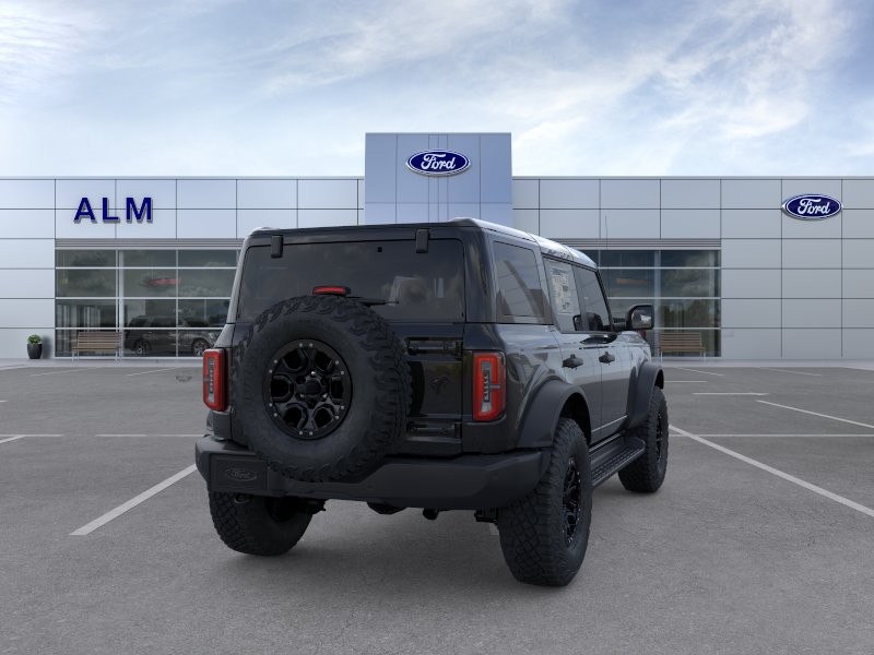 New 2026 Shadow Black Ford Outer Banks® image 41