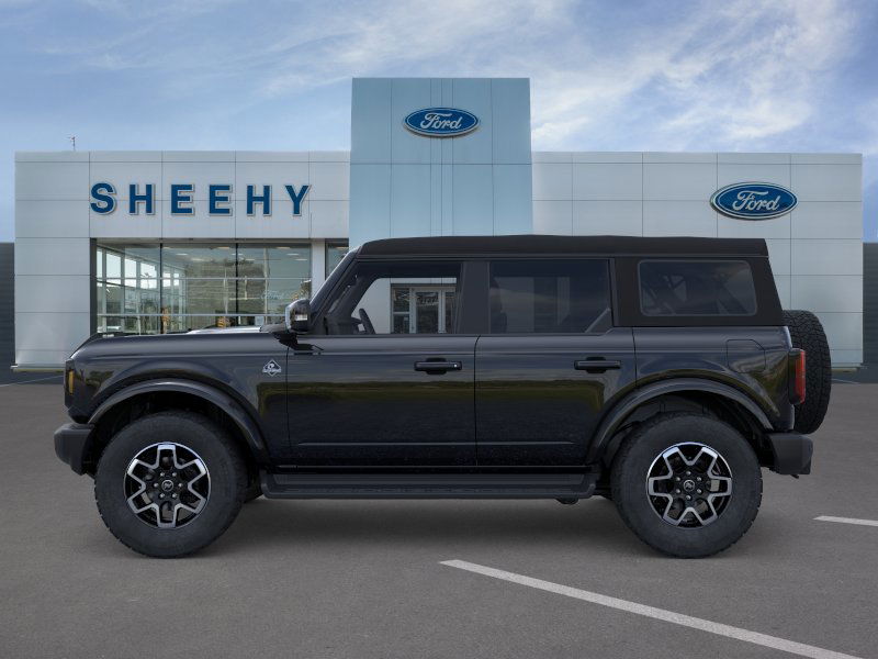 New 2025 Shadow Black Ford Outer Banks image 39