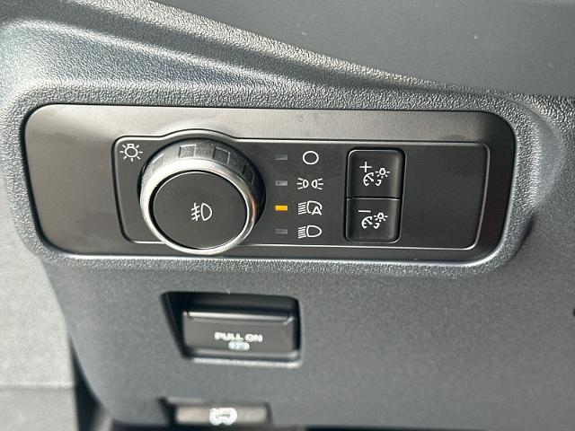New 2026 Avalanche Gray Ford Outer Banks® image 67