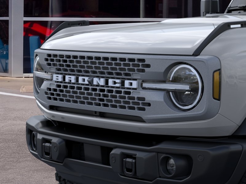 New 2026 Avalanche Gray Ford Badlands® image 32