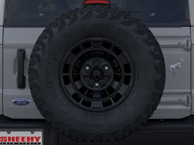 New 2026 Avalanche Gray Ford Badlands image 55