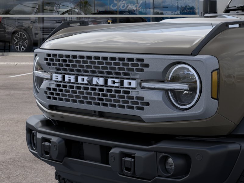 New 2026 Marsh Gray Ford Badlands image 41