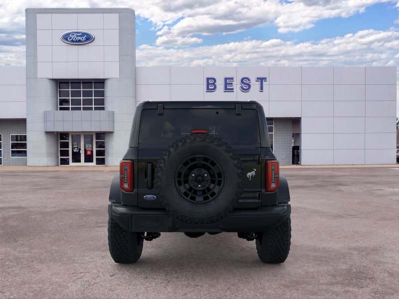 New 2026 Shadow Black Ford Badlands® image 5