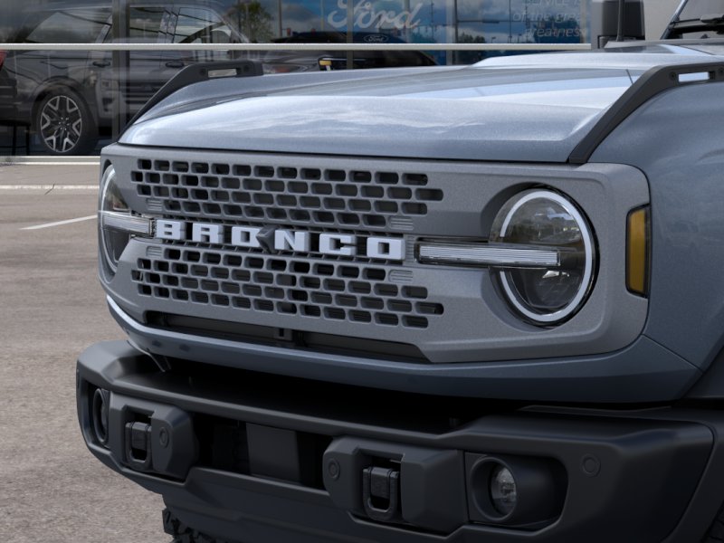 New 2025 Azure Gray Metallic Tri-Coat Ford Badlands image 44