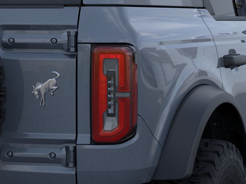 New 2025 Azure Gray Metallic Tri-Coat Ford Badlands image 48