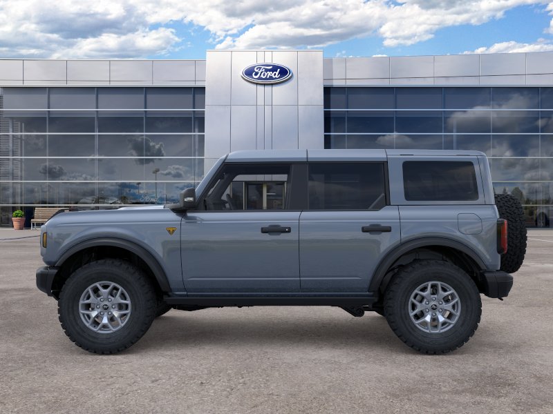 New 2025 Azure Gray Metallic Tri-Coat Ford Badlands image 28