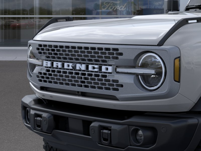 New 2026 Avalanche Gray Ford Badlands® image 41