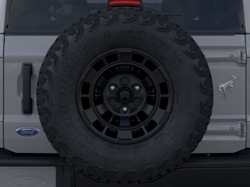 New 2026 Avalanche Gray Ford Badlands® image 46