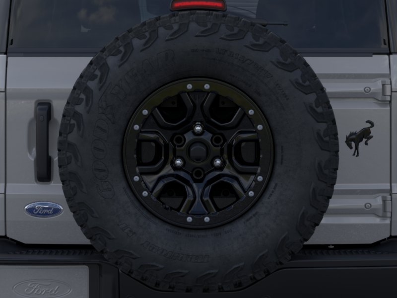 New 2026 Avalanche Gray Ford Badlands® image 24