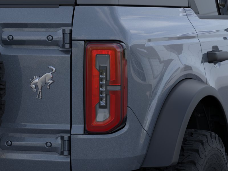 New 2025 Azure Gray Metallic Tri-Coat Ford Badlands image 48
