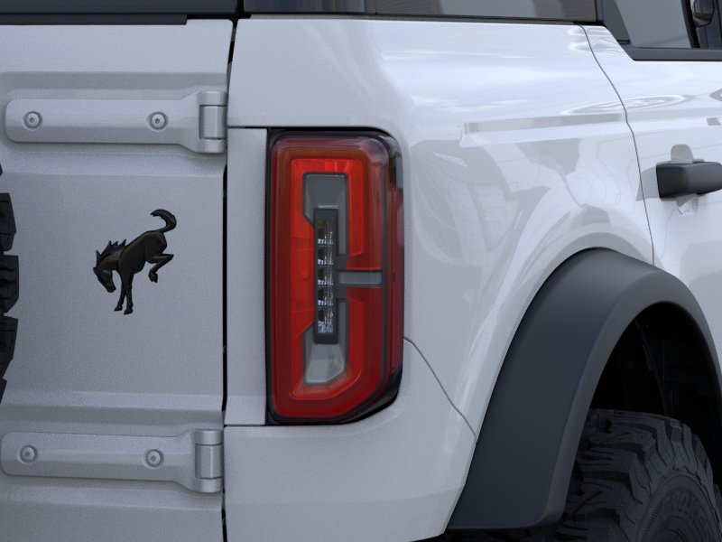 New 2025 Oxford White Ford Badlands image 48