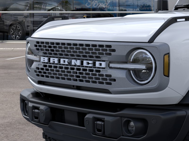New 2026 Oxford White Ford Badlands image 44