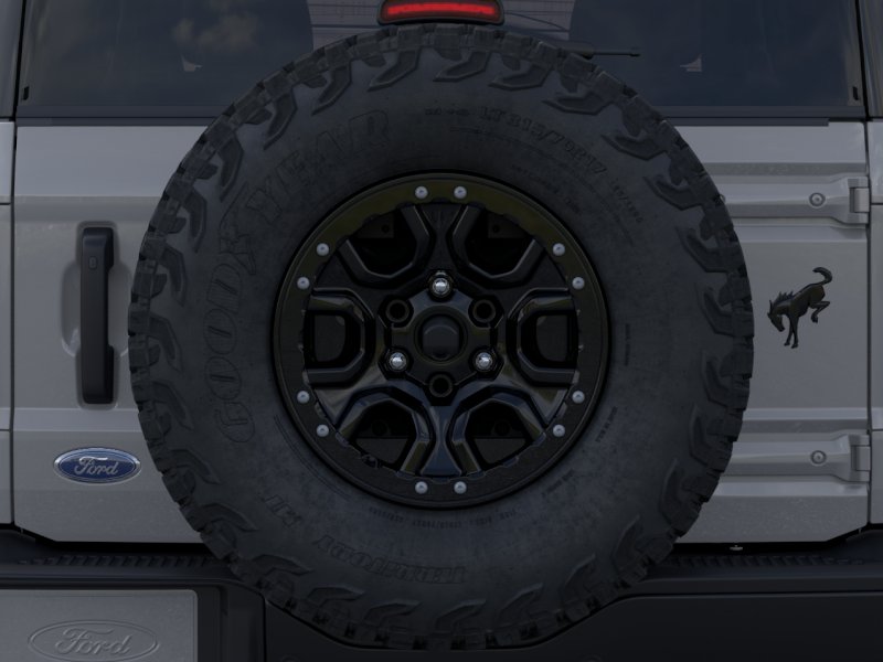New 2026 Avalanche Gray Ford Badlands® image 24
