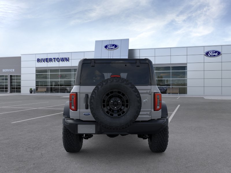 New 2026 Avalanche Gray Ford Badlands® image 30