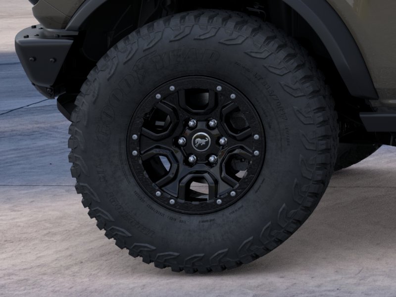 New 2026 Marsh Gray Ford Badlands® image 21
