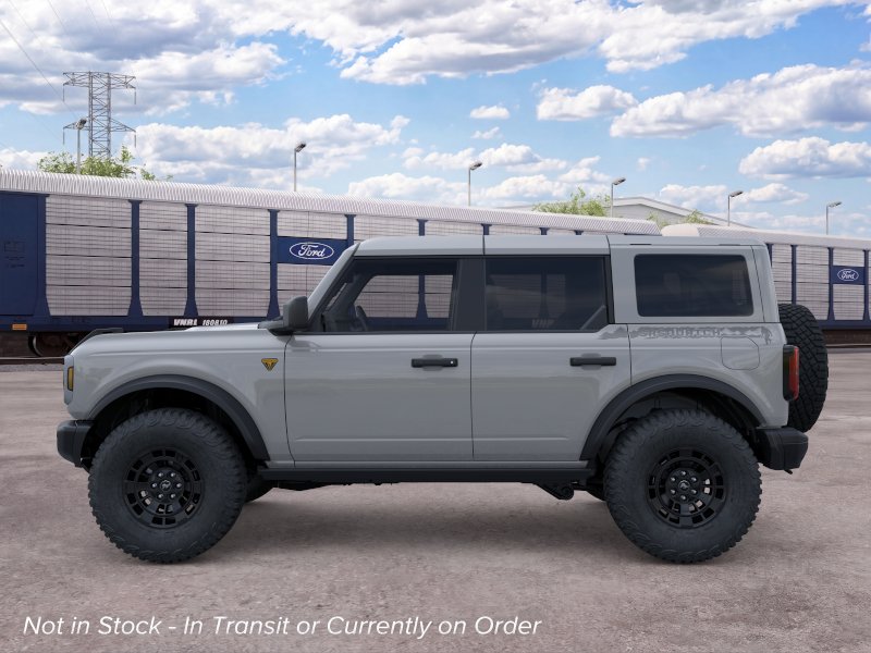 New 2026 Avalanche Gray Ford Badlands image 28