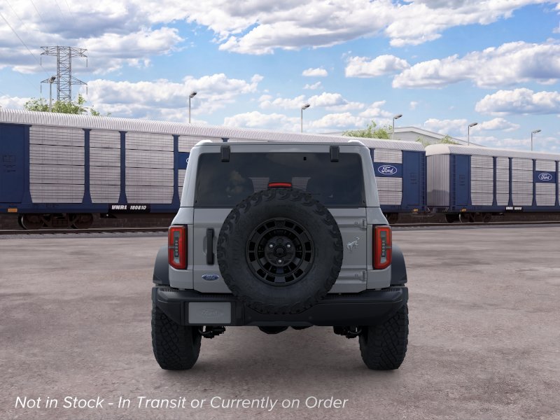 New 2026 Avalanche Gray Ford Badlands image 30