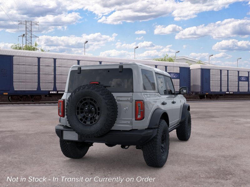 New 2026 Avalanche Gray Ford Badlands image 33