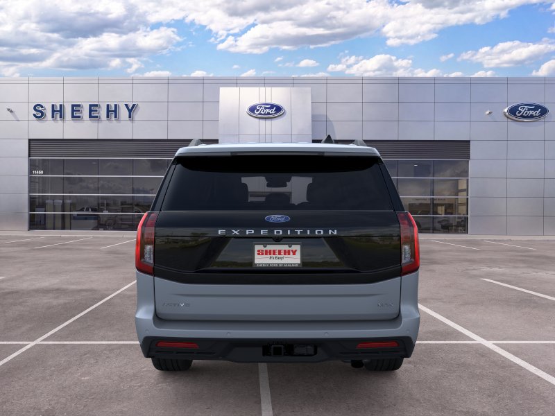 New 2026 Glacier Gray Metallic Tri-Coat Ford Active image 30