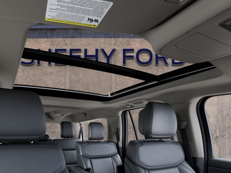 New 2027 Star White Metallic Tri-Coat Ford Active image 45